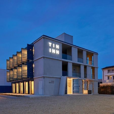 Tin Inn - Erkelenz - Das Hotel Aus Hochwertig Ausgebauten Ueberseecontainern Ngoại thất bức ảnh