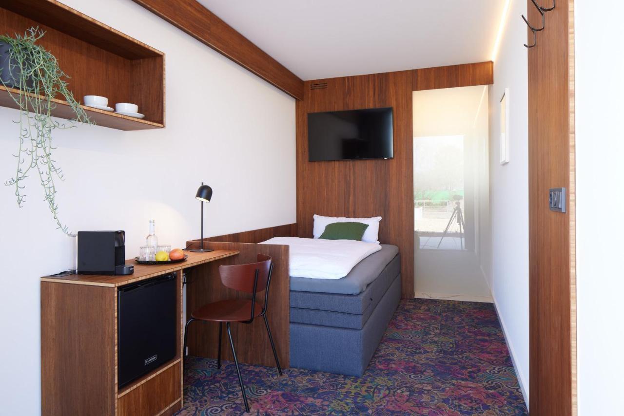 Tin Inn - Erkelenz - Das Hotel Aus Hochwertig Ausgebauten Ueberseecontainern Ngoại thất bức ảnh